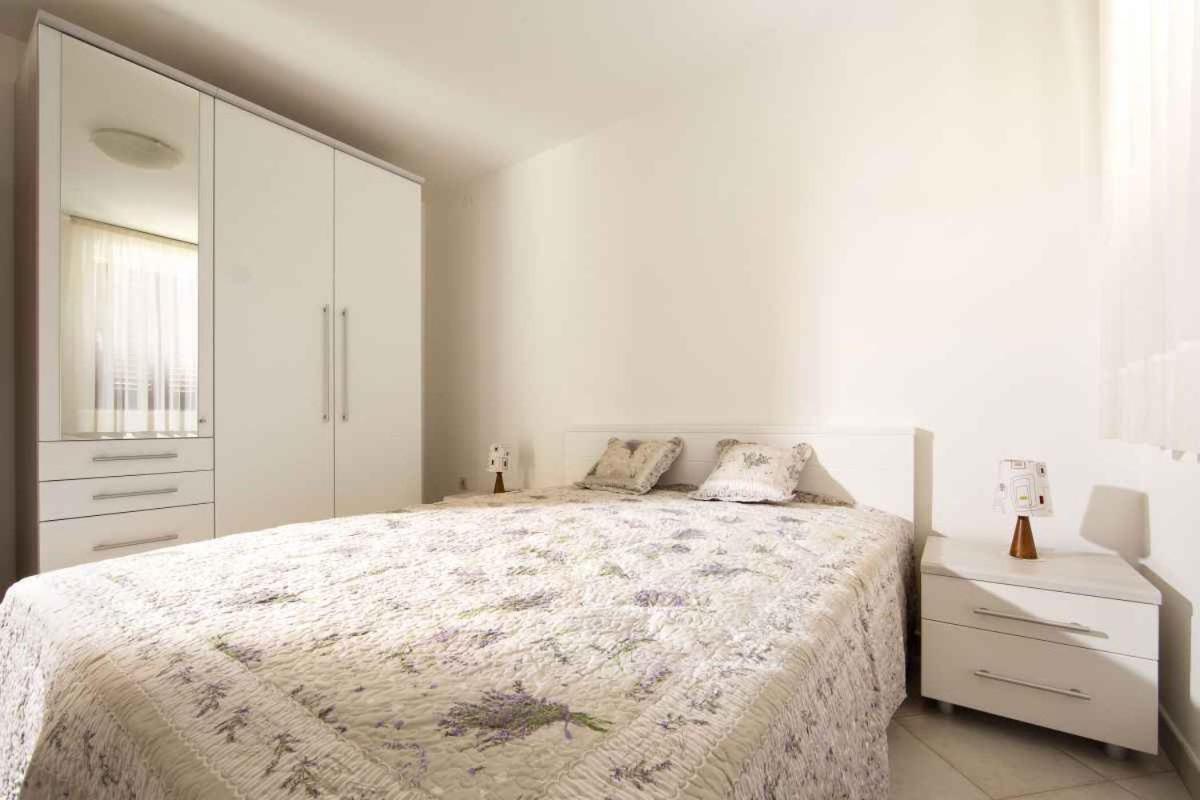 Apartment In Ravni/Istrien 8872 Exterior foto
